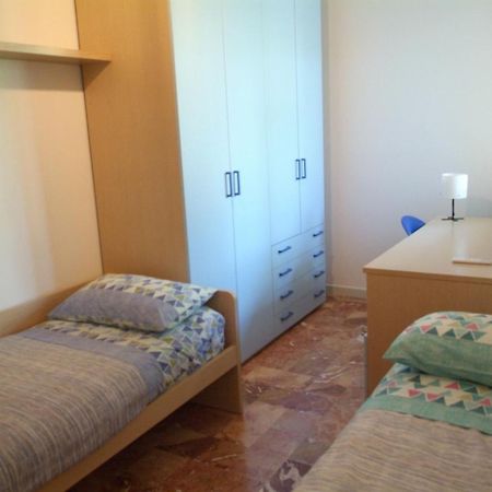La Casa Di Telen Zona Policlinico Oncologico E Villa De Grecis Bari Buitenkant foto