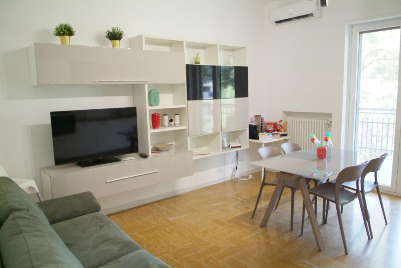 La Casa Di Telen Zona Policlinico Oncologico E Villa De Grecis Bari Buitenkant foto